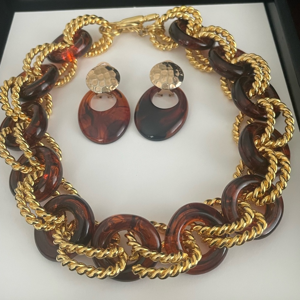 Unsigned Kenneth Jay Lane Gold and Brown Necklace Set